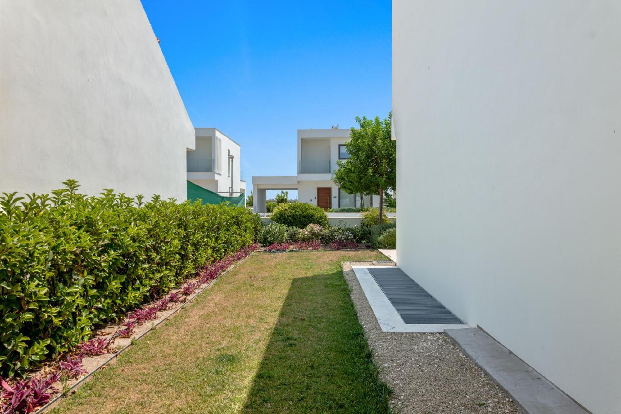 Serenity Waves Villa 17 Ларнака Екстериор снимка